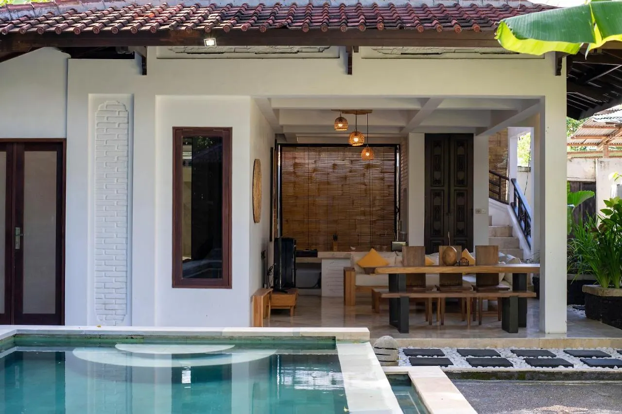 Villa Lunacasa, Modern Comfort In Balinese Style, 500M To Beach Seminyak