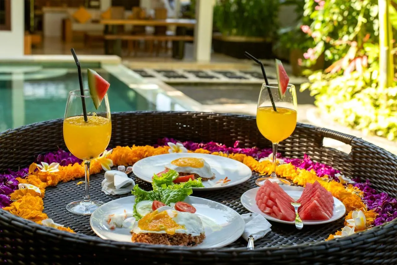 Villa Lunacasa, Modern Comfort In Balinese Style, 500M To Beach Seminyak  Indonesia