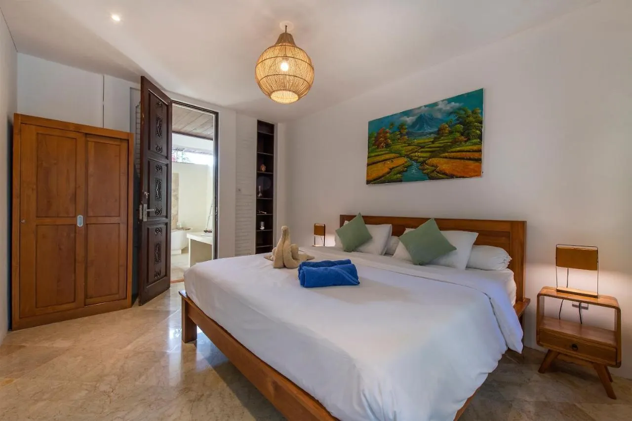 Villa Lunacasa, Modern Comfort In Balinese Style, 500M To Beach Seminyak